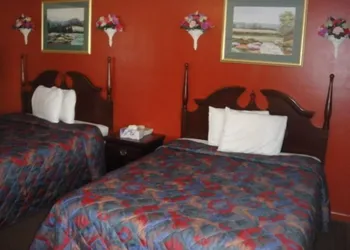 Standish Motel hotel thumbnail 2