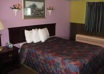 Standish Motel hotel thumbnail 3