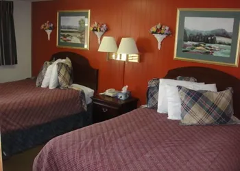 Standish Motel hotel thumbnail 8