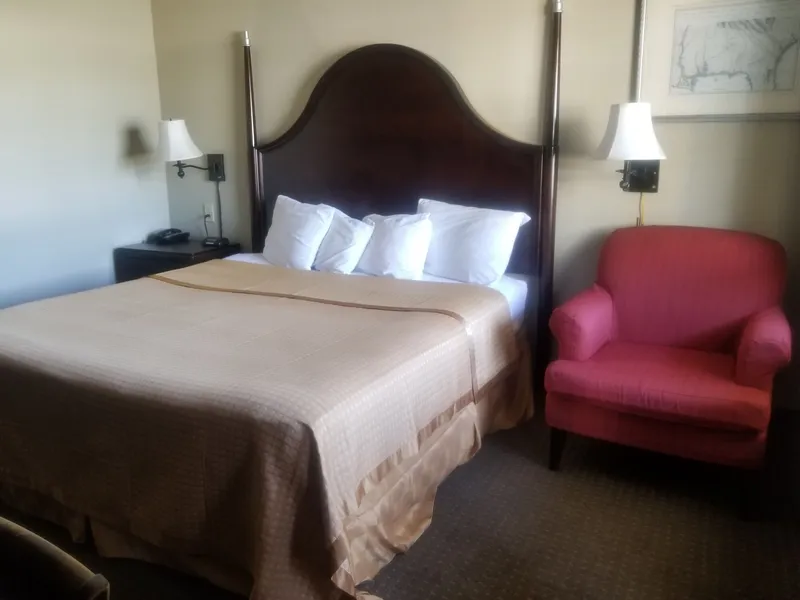 Inn at Mulberry Grove hotel detail image 6