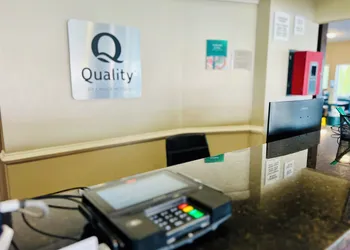 Quality Inn & Suites Elizabethtown hotel thumbnail 4