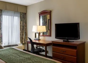 Quality Inn Cleveland, MS hotel thumbnail 5