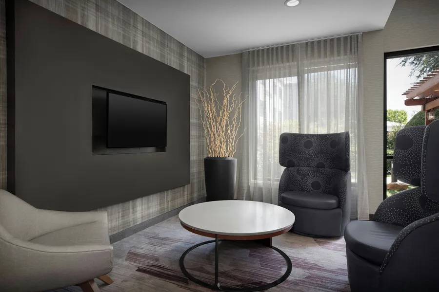 Courtyard By Marriott Dallas DFW Airport North/Irving hotel detail image 2