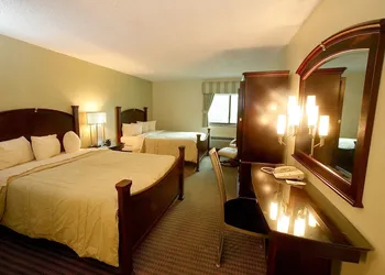 Marvin's Garden Inn hotel thumbnail 4