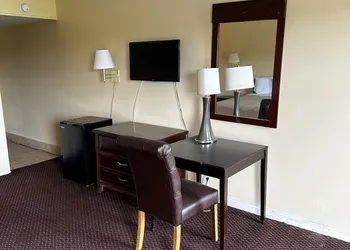 Loyalty Inn Charlotte Airport hotel thumbnail 5