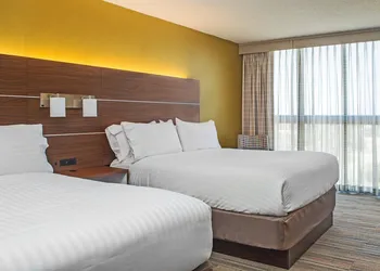 Holiday Inn Express Nags Head Oceanfront by IHG hotel thumbnail 7