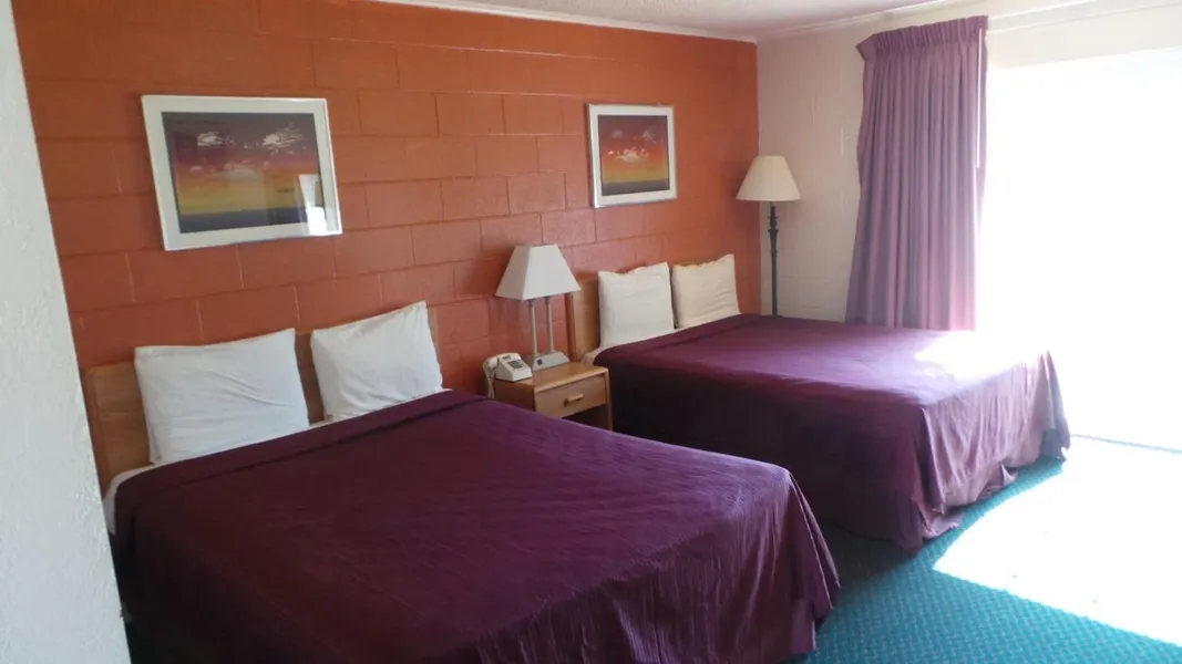Relax Inn of Yreka hotel detail image 6