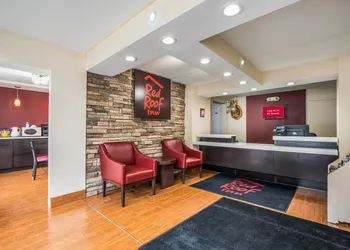 Red Roof Inn Caryville hotel thumbnail 2