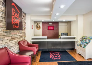 Red Roof Inn Caryville hotel thumbnail 5