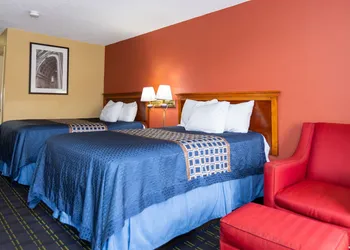 Shelby Inn hotel thumbnail 7
