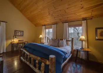 Dancing Bear Lodge hotel thumbnail 8