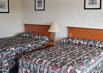 Gateway Inn Fairfield hotel thumbnail 8