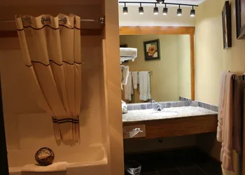 Spearfish Canyon Lodge hotel thumbnail 5