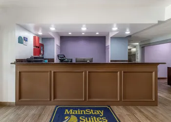 MainStay Suites Port Arthur - Beaumont South hotel thumbnail 3