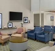 Hampton Inn & Suites National Harbor - Alexandria Area hotel detail image 3