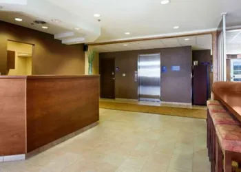 Microtel Inn and Suites by Wyndham Rawlins hotel thumbnail 3