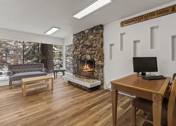 Ambassador Lake Tahoe hotel thumbnail 2