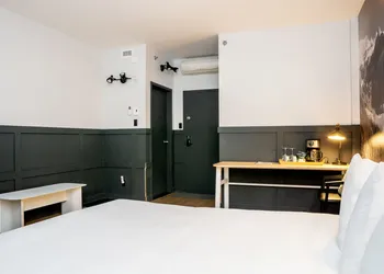 Hôtel du Jardin by Les Lofts Vieux-Quebec hotel thumbnail 6