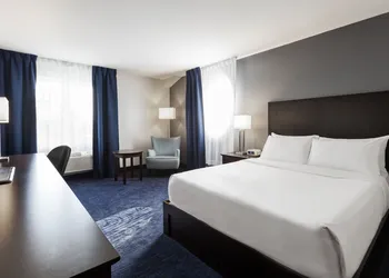 Imperia Hotel and Suites hotel thumbnail 3