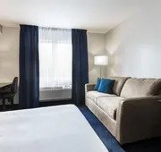 Imperia Hotel and Suites hotel detail image 4