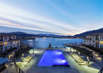 Walnut Beach Resort hotel thumbnail 7