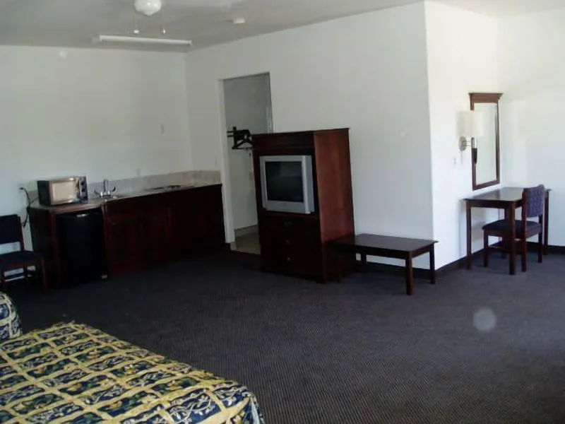 Texas Inn and Suites at La Joya hotel detail image 6