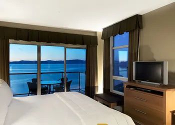 THE Beach Club Resort hotel thumbnail 5