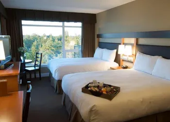 THE Beach Club Resort hotel thumbnail 8