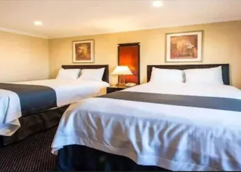 Queencity Inn hotel thumbnail 6