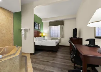 Sleep Inn & Suites Near Joint Base Andrews - Washington Area hotel thumbnail 6