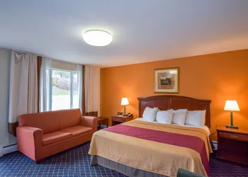 Monticello Inn Framingham hotel thumbnail 6