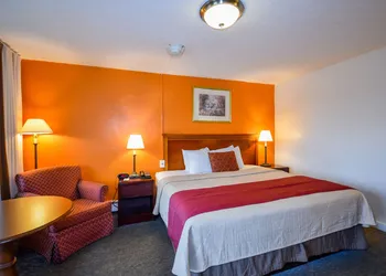 Monticello Inn Framingham hotel thumbnail 8