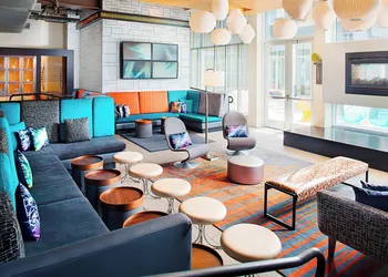 Aloft by Marriott Philadelphia Airport hotel thumbnail 3