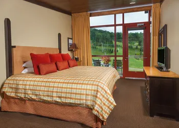 Bear Creek Mountain Resort hotel thumbnail 6