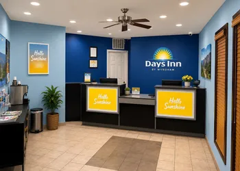 Days Inn By Wyndham Payson hotel thumbnail 2