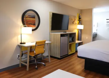 Days Inn By Wyndham Payson hotel thumbnail 4