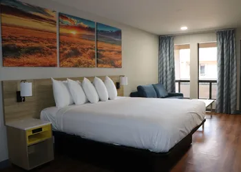 Days Inn By Wyndham Payson hotel thumbnail 8