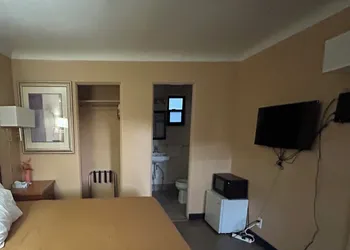 Motel 6 Williams, AZ – Historic Route 66 hotel thumbnail 8