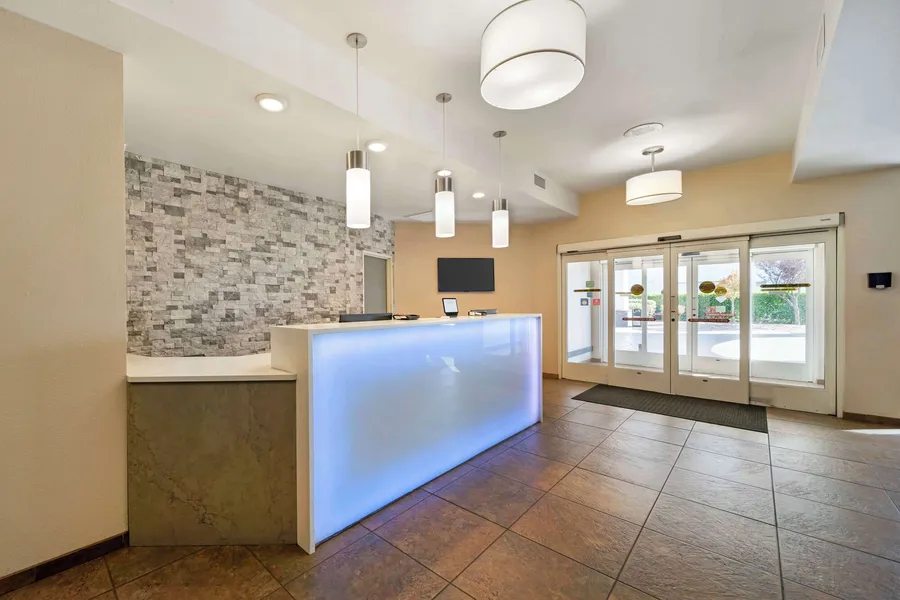 Best Western Crater Lake Highway White City/Medford hotel detail image 2