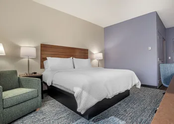 Garner Hotel Panama City Beach Northeast by IHG hotel thumbnail 7