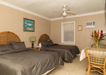 Riptide Oceanfront Hotel hotel thumbnail 7