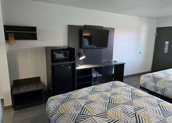 Motel 6 Oklahoma City, OK - Frontier City hotel thumbnail 4