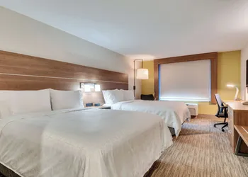 Holiday Inn Express & Suites, Lake Elsinore by IHG hotel thumbnail 5