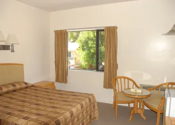 Hotel DeOro hotel thumbnail 7