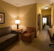 Holiday Inn Express & Suites Chicago West-Roselle by IHG hotel detail image 7