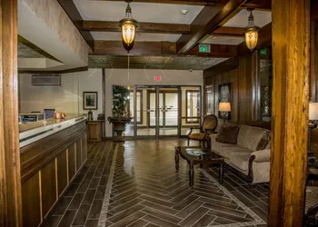 Baymont by Wyndham Fargo hotel thumbnail 2