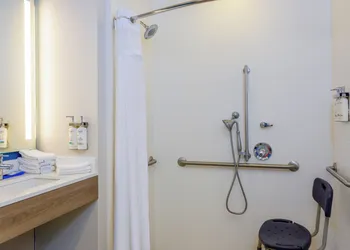 Holiday Inn Express Hotel & Suites Ocoee East by IHG hotel thumbnail 4