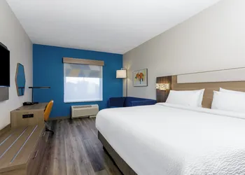 Holiday Inn Express Hotel & Suites Ocoee East by IHG hotel thumbnail 6