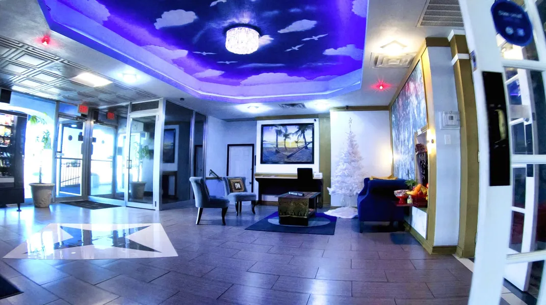 R Nite Star Hotel hotel detail image 6