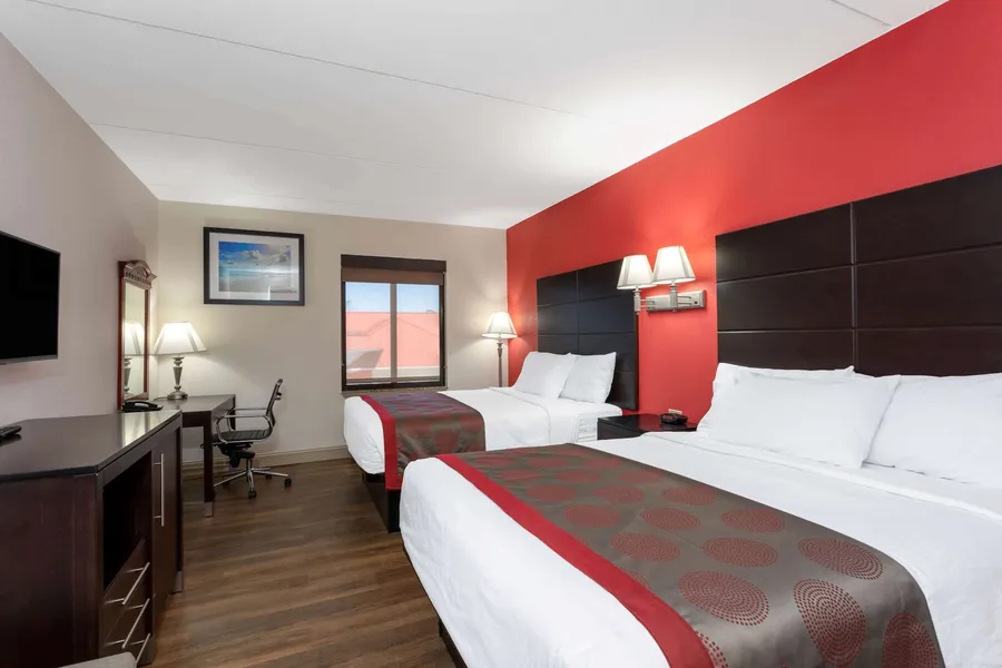 Ramada by Wyndham Panama City hotel detail image 2
